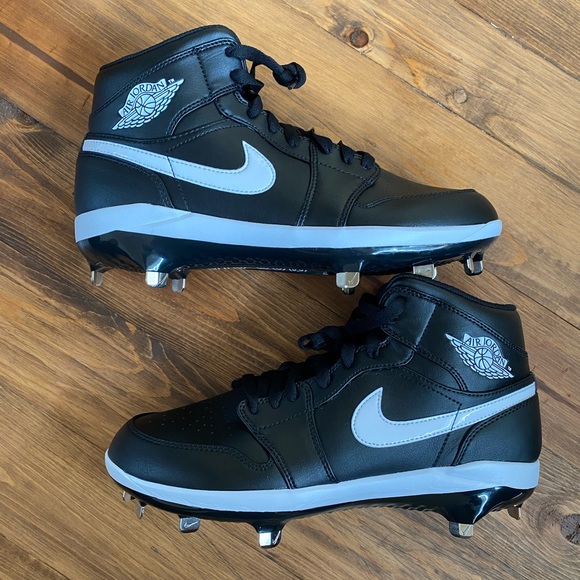 jordan 1 baseball cleats metal